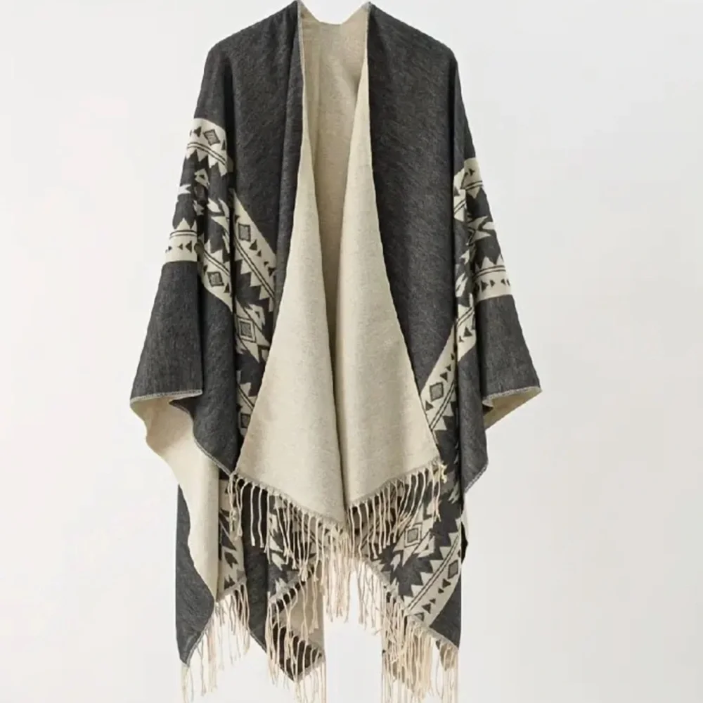 NEW!Boho Aztec faded poncho - Picture 1 of 6